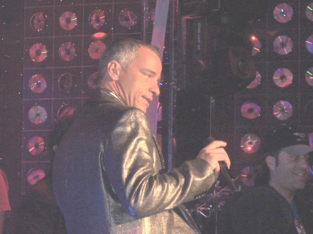 photo Eros cd live09.jpg